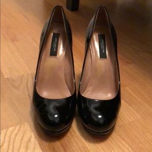 Ann Taylor Round Toe Pump